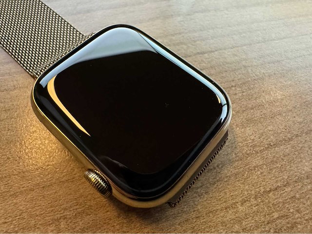 Apple series 7 cellular watch - afbeelding 19 van  19