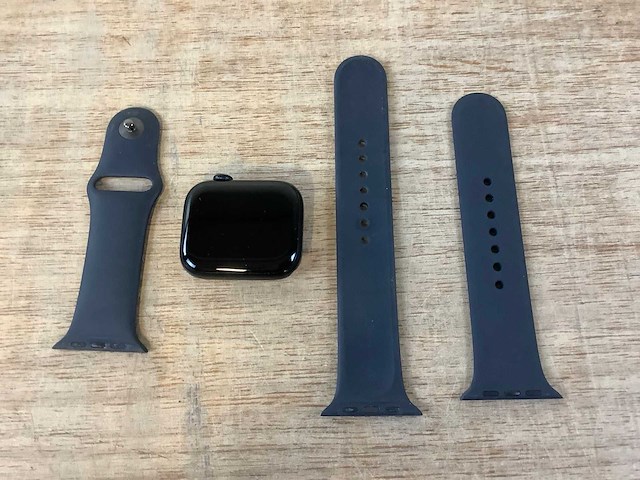 Apple series 7 smartwatch - afbeelding 1 van  9
