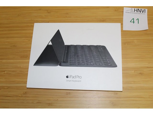Apple smart keyboard voor ipad pro 9,7 inch - afbeelding 1 van  3