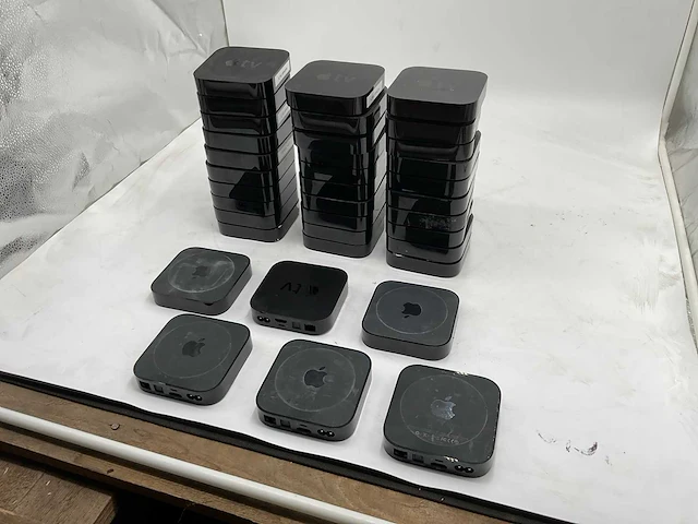 Apple tv (26x) - afbeelding 1 van  5