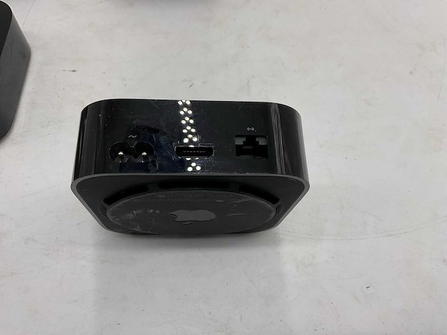 Apple tv (6x) - afbeelding 4 van  6