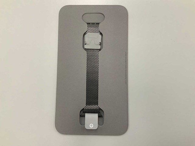 Apple watch black titanium milanese loop m 49mm strap - afbeelding 1 van  2