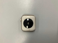 Apple watch se 3 40mm starlight aluminium gps - afbeelding 4 van  4