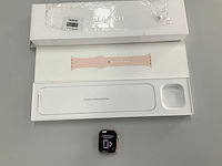 Apple watch series 6 40mm aluminium pink with pink sand sport band - afbeelding 1 van  4