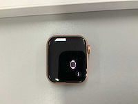 Apple watch series 6 40mm aluminium pink with pink sand sport band - afbeelding 2 van  4