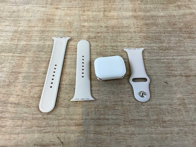 Apple watch series 7 smartwatch - afbeelding 1 van  9