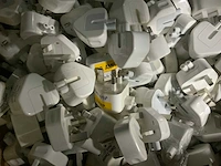 Apple well shin 950+ ws-086-4 3-pin uk adapters (950x) - afbeelding 4 van  4