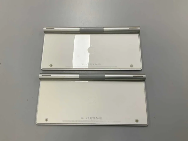 Apple wireless magic a1314 qwerty keyboard (2x) - afbeelding 2 van  3