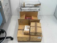 Applied biosytems viia 7 pcr systeem met autosampler - afbeelding 3 van  14