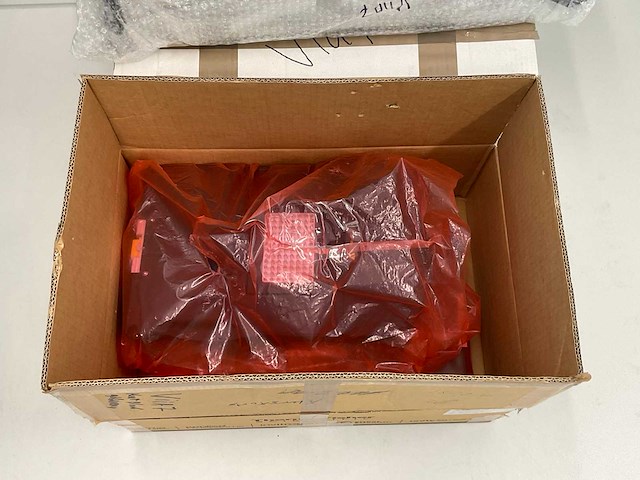 Applied biosytems viia 7 pcr systeem met autosampler - afbeelding 5 van  14