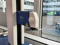 Applied biosytems viia 7 pcr systeem met autosampler - afbeelding 9 van  14