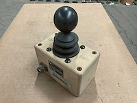 Applied resources corporation joystick assembly - afbeelding 3 van  5