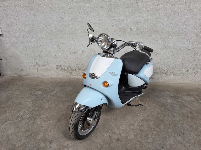 Aprilia - bromscooter - habana retro - 2t 45km uitvoering dg413p - afbeelding 3 van  6