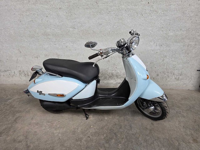 Aprilia - bromscooter - habana retro - 2t 45km uitvoering dg413p - afbeelding 2 van  7