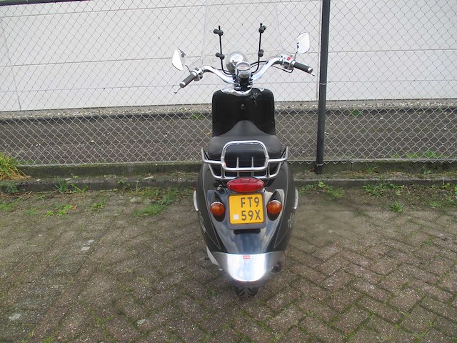 Aprilia - bromscooter - mojito habana custom 2takt - scooter - afbeelding 10 van  11