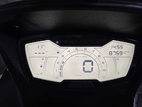 Aprilia - bromscooter - sxr 50 - 4t 45km uitvoering fnp20f - afbeelding 7 van  7