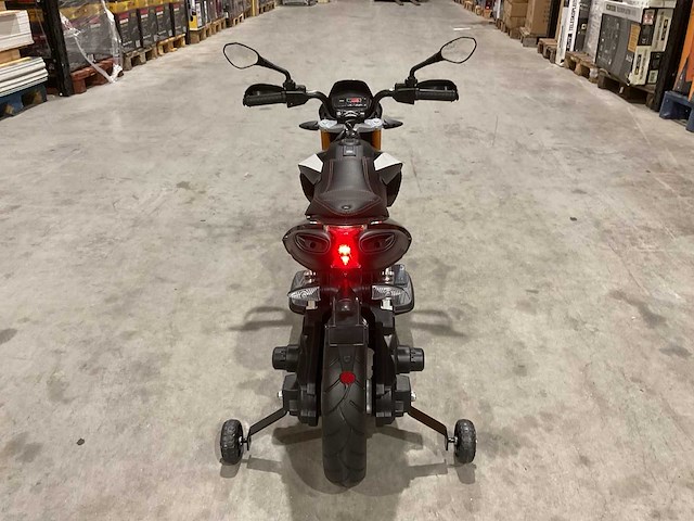 Aprilia - dorsoduro 900 - elektrische kindermotor - afbeelding 9 van  50