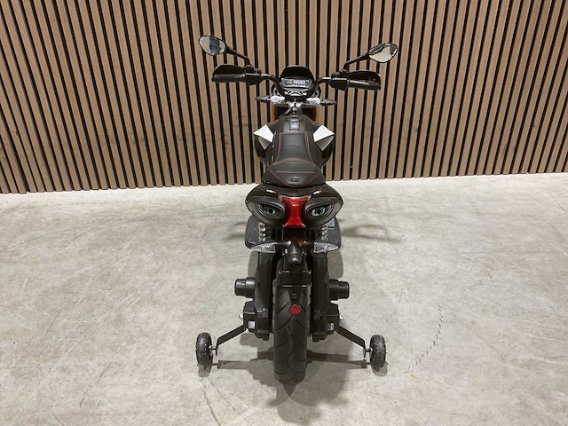 Aprilia - dorsoduro 900 - elektrische kindermotor - afbeelding 29 van  50