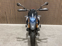 Aprilia - dorsoduro 900 - elektrische kindermotor - afbeelding 13 van  37