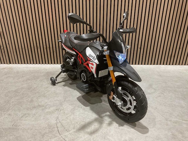 Aprilia - dorsoduro 900 - elektrische kindermotor - afbeelding 14 van  37