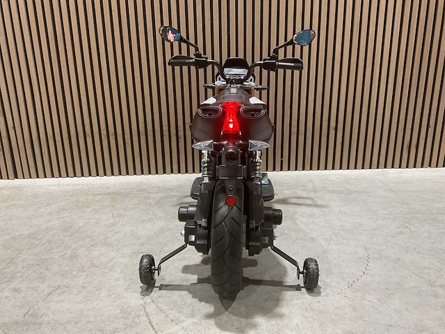 Aprilia - dorsoduro 900 - elektrische kindermotor - afbeelding 18 van  37