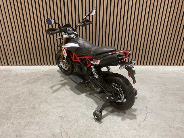 Aprilia - dorsoduro 900 - elektrische kindermotor - afbeelding 21 van  37