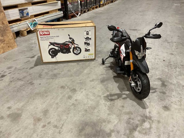 Aprilia - dorsoduro 900 - elektrische kindermotor - afbeelding 11 van  37