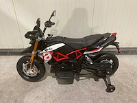 Aprilia - dorsoduro 900 - elektrische kindermotor - afbeelding 27 van  37