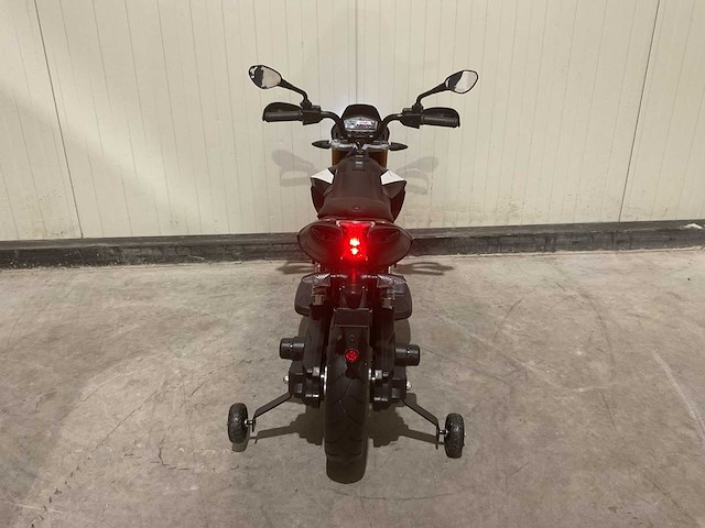 Aprilia - dorsoduro 900 - elektrische kindermotor - afbeelding 49 van  55