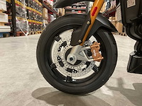 Aprilia - dorsoduro 900 - elektrische kindermotor - afbeelding 55 van  55