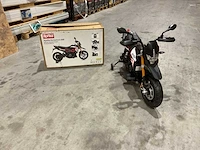 Aprilia - dorsoduro 900 - elektrische kindermotor - afbeelding 23 van  55