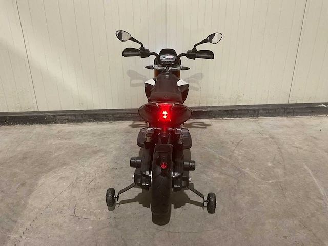 Aprilia - dorsoduro 900 - elektrische kindermotor - afbeelding 49 van  55