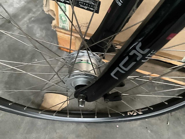 Aprilia - ncx light - elektrische fiets v.v bosch middenmotor - afbeelding 3 van  3