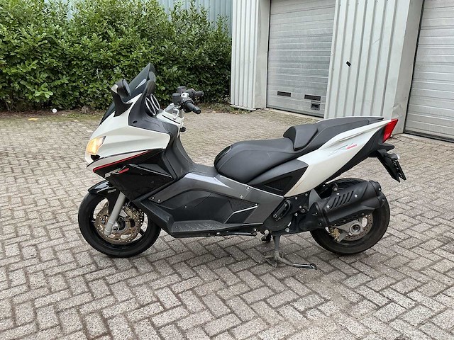 Aprilia - srv 850 - motorcycle - afbeelding 9 van  16