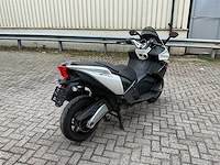 Aprilia - srv 850 - motorcycle - afbeelding 9 van  10