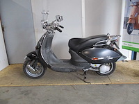 Aprilia 2 takt! - snorscooter - mojito custom ac - scooter - afbeelding 1 van  4