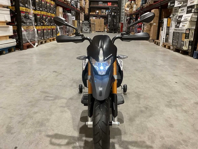 Aprilia dorsoduro 900 elektrische kindermotor - afbeelding 20 van  22