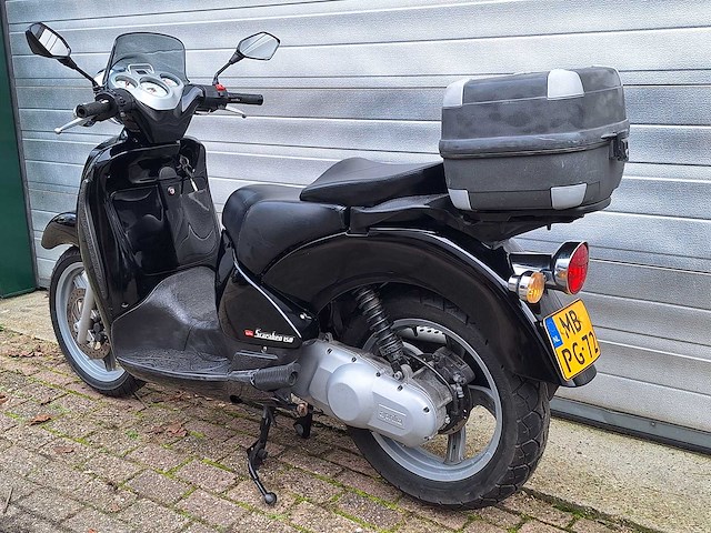 Aprilia scarabeo motorscooter - afbeelding 3 van  7