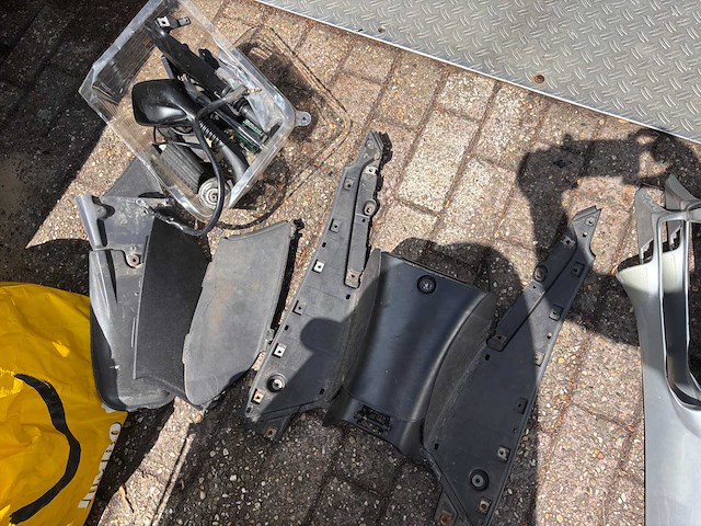 Aprilia scooter leonardo 125 motorfiets (2x) - afbeelding 10 van  15
