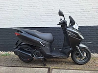Aprilia sxr50 4t 45km bromscooter - afbeelding 4 van  7