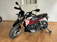 Aprilla elektrische kindermotor - afbeelding 1 van  6