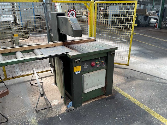 Aps onderliggende afkortzaagmachine - afbeelding 2 van  4