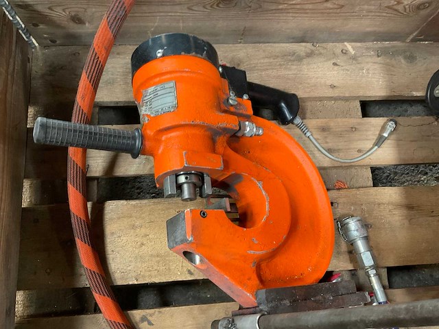 Aps ponsmachine, hydraulisch - afbeelding 4 van  6