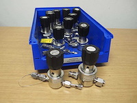 Aptech - handmatige vacuum kranen/valves (12x) - afbeelding 1 van  5
