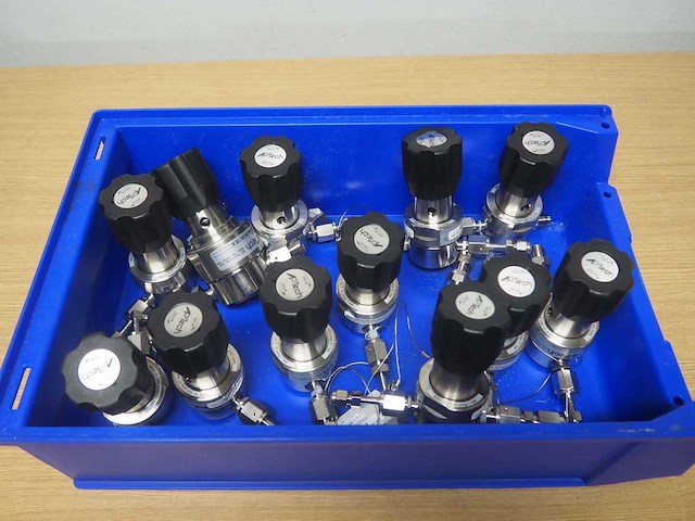 Aptech - handmatige vacuum kranen/valves (12x) - afbeelding 5 van  5