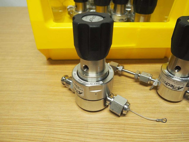 Aptech - handmatige vacuum kranen/valves (12x) - afbeelding 4 van  6
