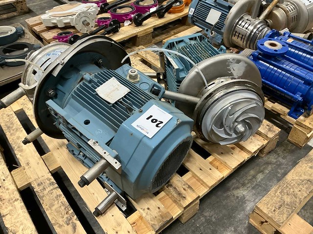 Apv centrifugaalpomp (2x) - afbeelding 3 van  6
