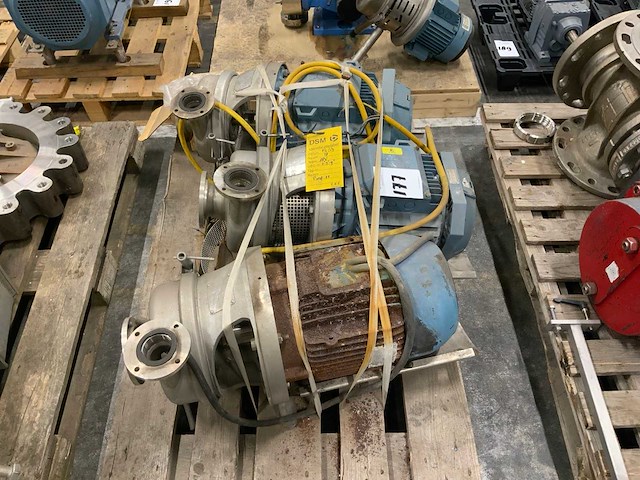Apv centrifugaalpomp (3x) - afbeelding 1 van  3