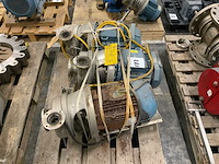 Apv centrifugaalpomp (3x) - afbeelding 1 van  3