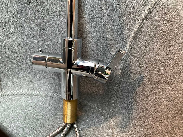 Aqua hot+ 3-in-1 kokend waterkraan - afbeelding 2 van  3